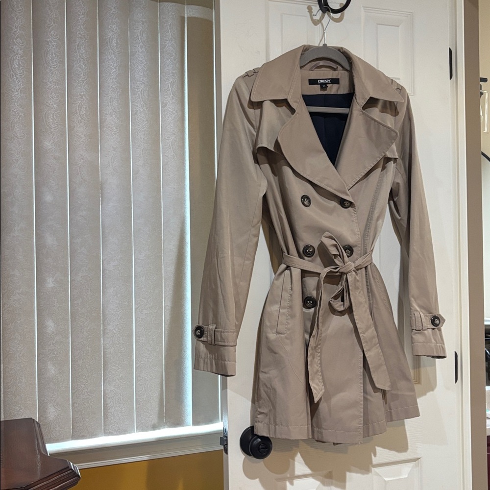 DKNY DOUBLE-BREASTED TRENCH COAT - Picture 3 of 5
